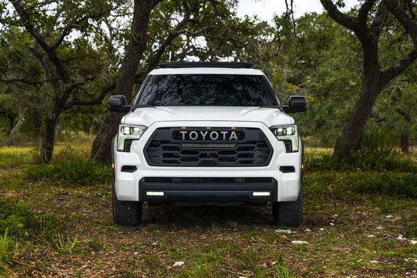 front view of 2023 toyota sequoia try pro suv