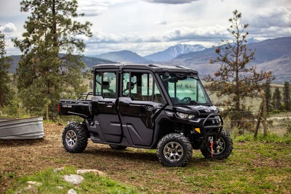 2022 Can-Am Defender MAX Lone Star Cab